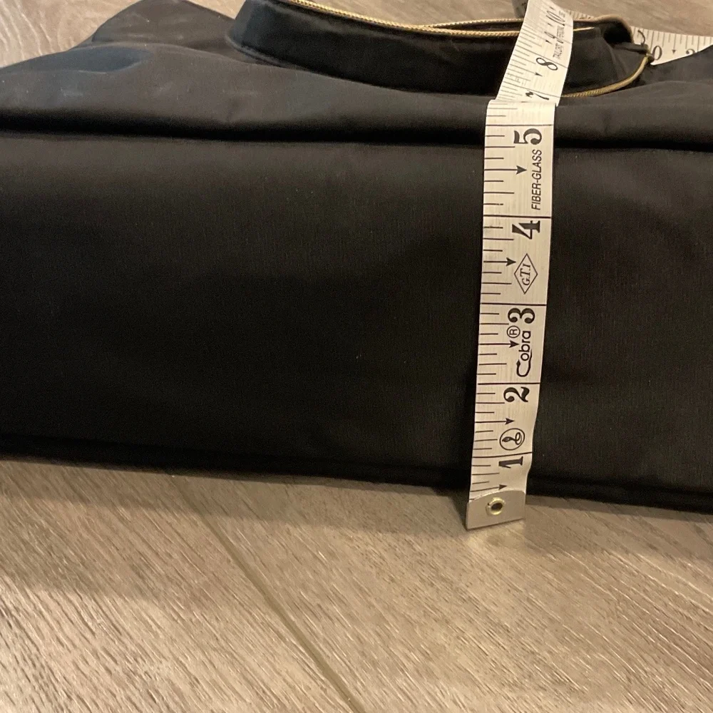 PRIMA black tote